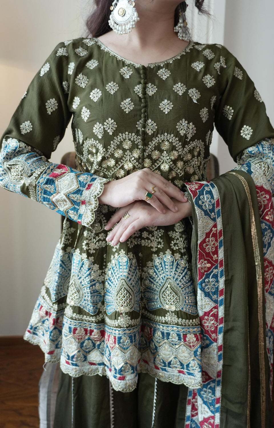 REAL MODLING OF TOP PLAZZO PAIR FROM LOOMEERA❤️