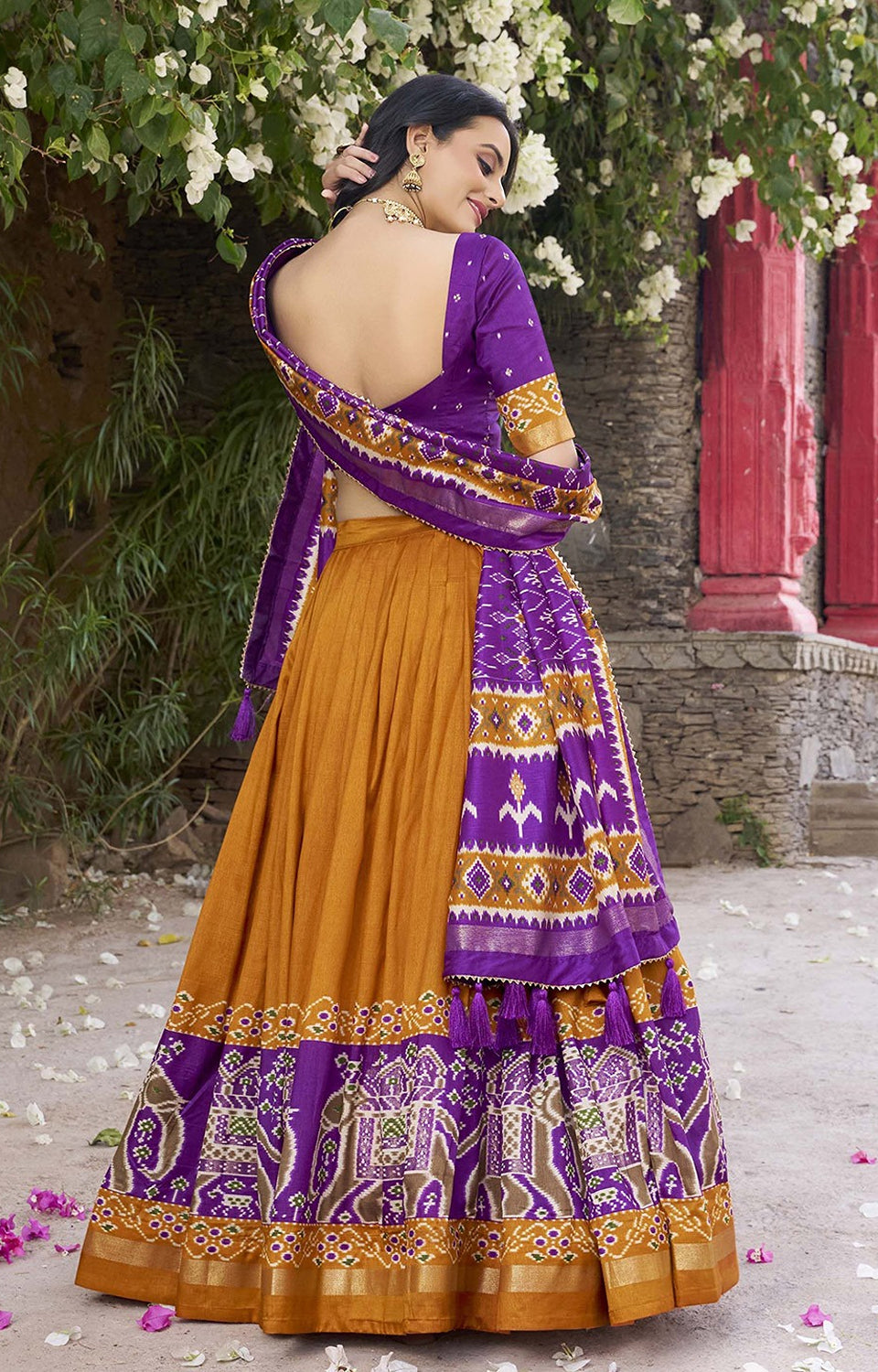 Royal Silk Lehenga w/ Designer Dupatta 💎