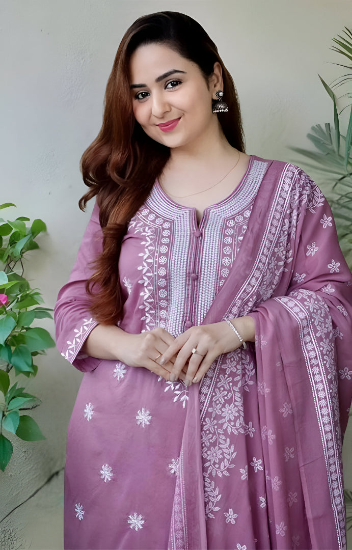 Women Floral Embroidered Kurta with Trousers & Dupatta