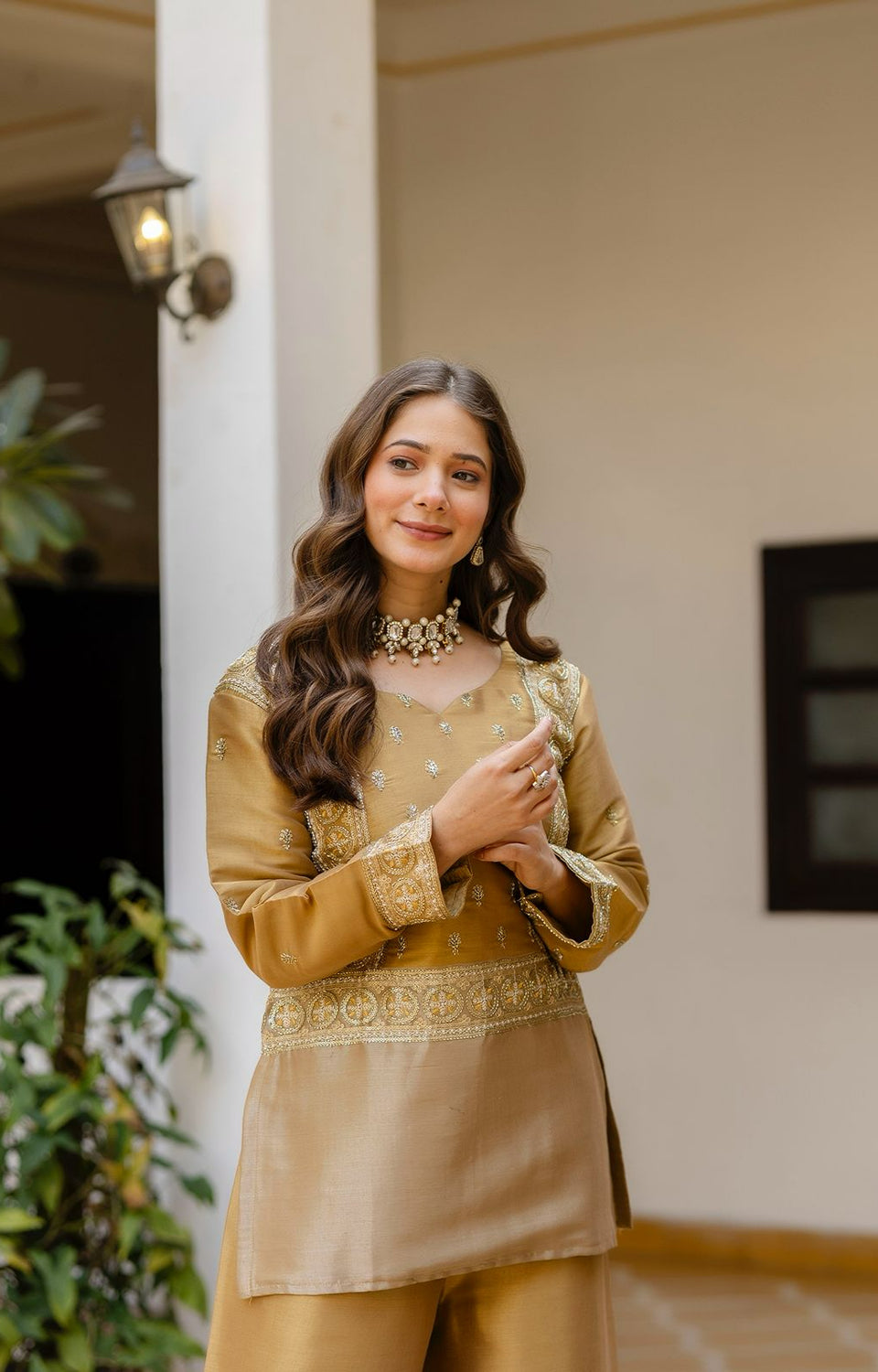 Banarasi Viscose Fabric with Beads Embroidery – Elegant 2-Piece Set ✨