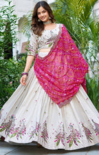 Embroidered Luxe Lehenga Set With Dupatta ✨