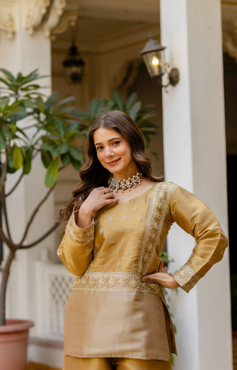 Banarasi Viscose Fabric with Beads Embroidery – Elegant 2-Piece Set ✨