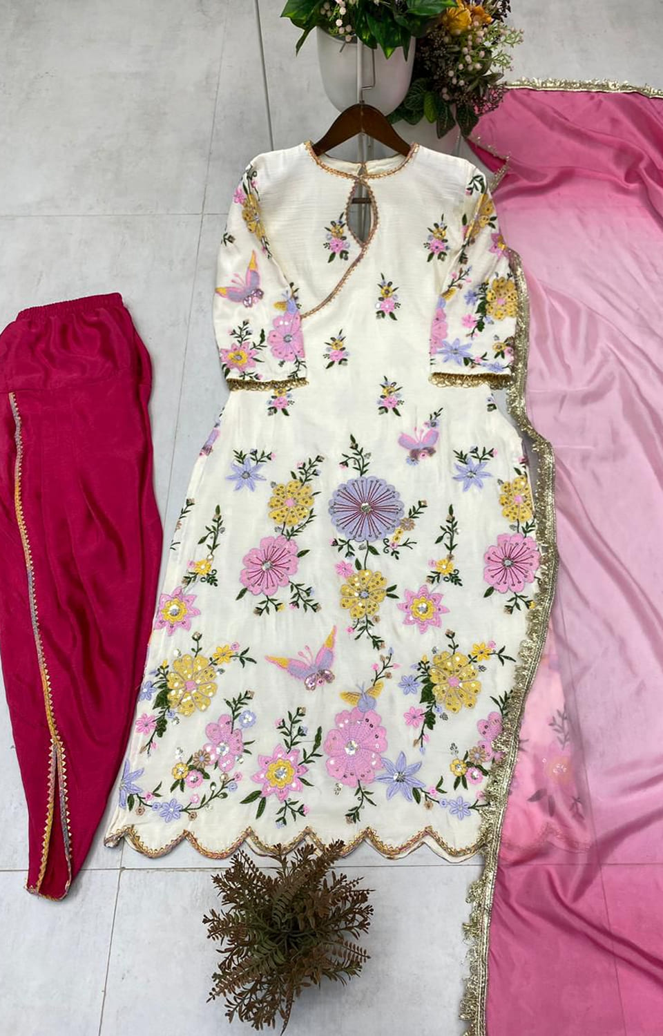 *DESIGNER WEAR EMBROIDERED BOAT NECK TOP WITH TULIP SALWAAR PAIR💝*