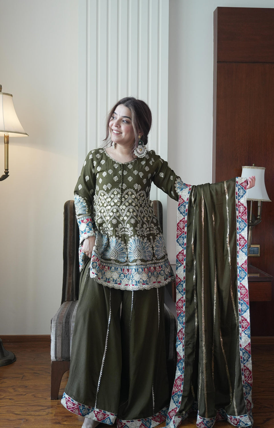 REAL MODLING OF TOP PLAZZO PAIR FROM LOOMEERA❤️