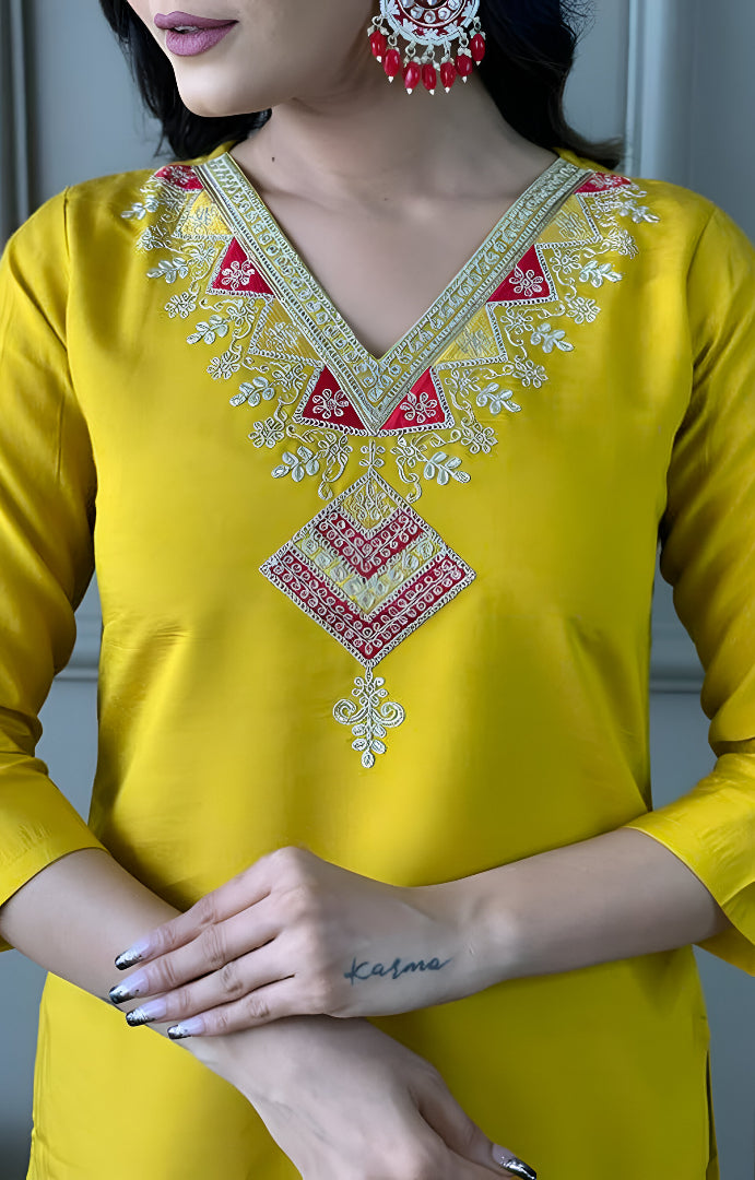 Mustard Glow Kurta Set 🌼