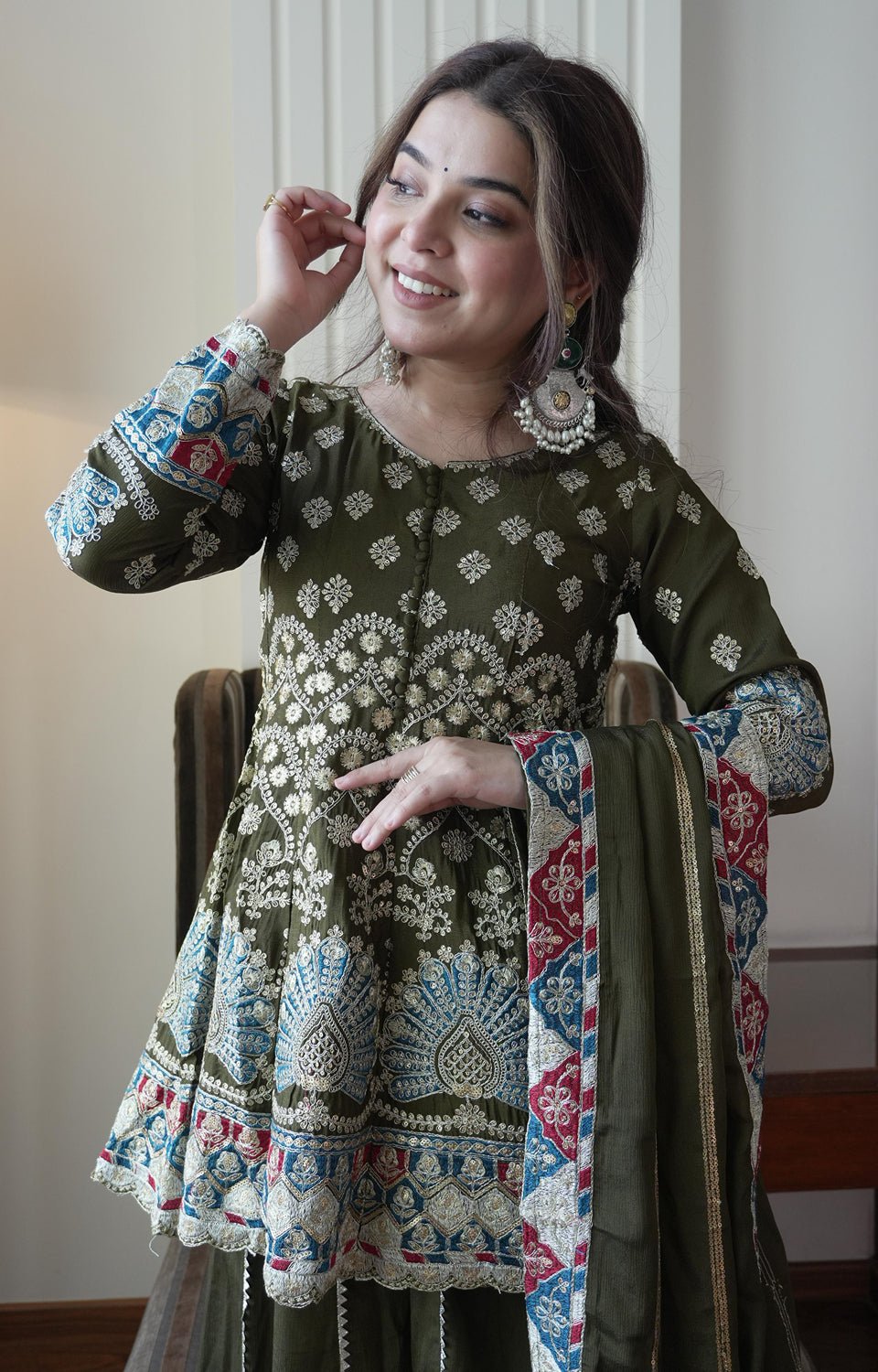 REAL MODLING OF TOP PLAZZO PAIR FROM LOOMEERA❤️