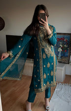 Heavy Chinnon Silk ✨ | Coding Seq Embroidery 🧵 | Full Emb Sleeves 👗